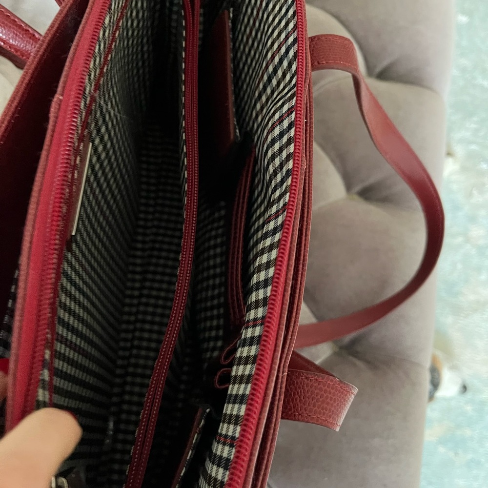 Red tote or computer bag - Picture 6 of 14